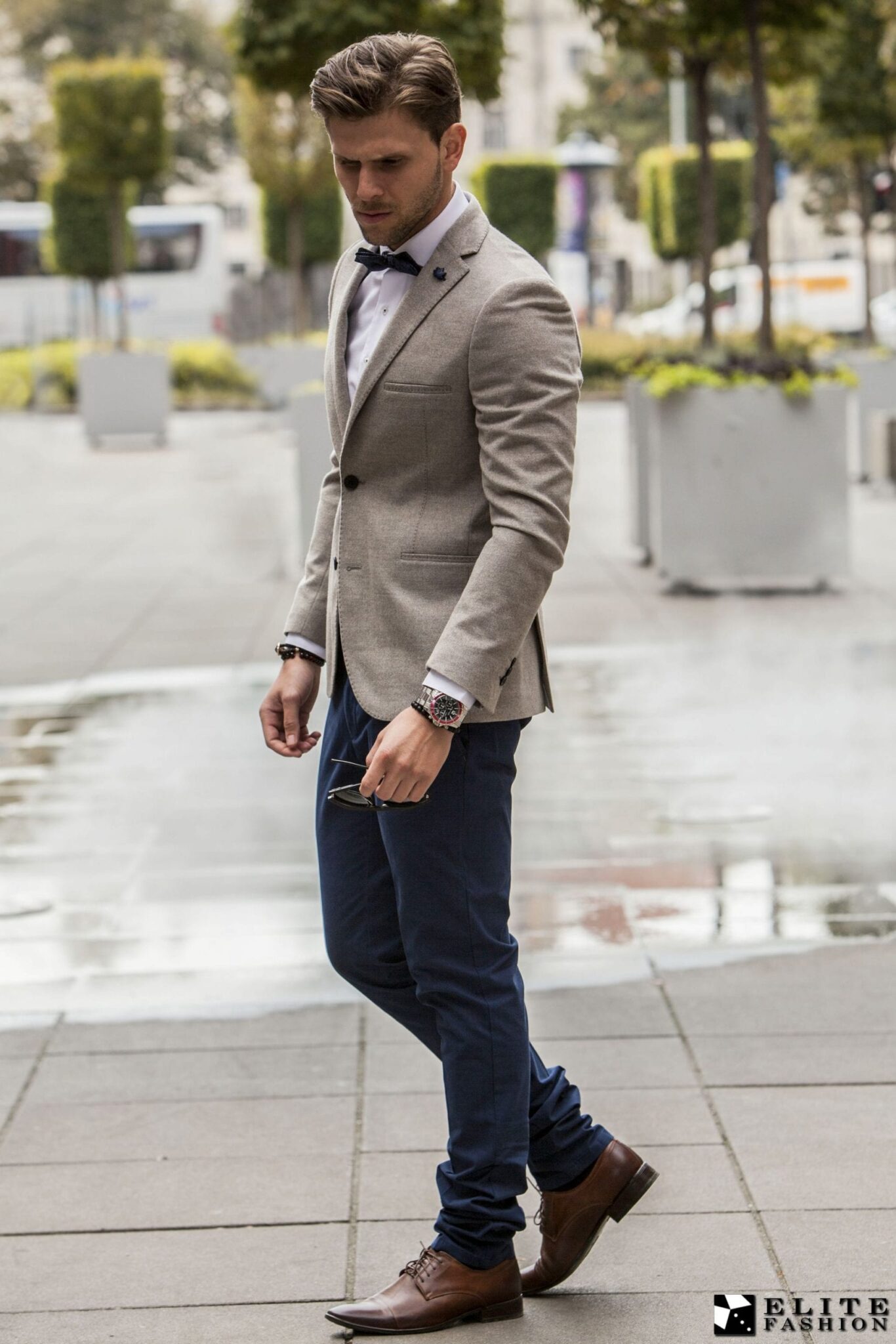 Az ősz mosolya t&aacute;ncol