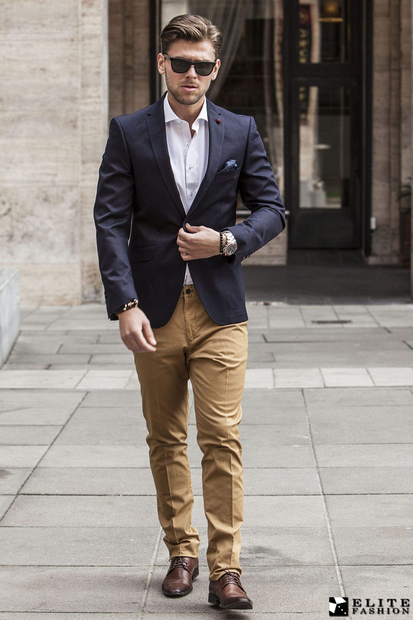 Az ősz mosolya t&aacute;ncol