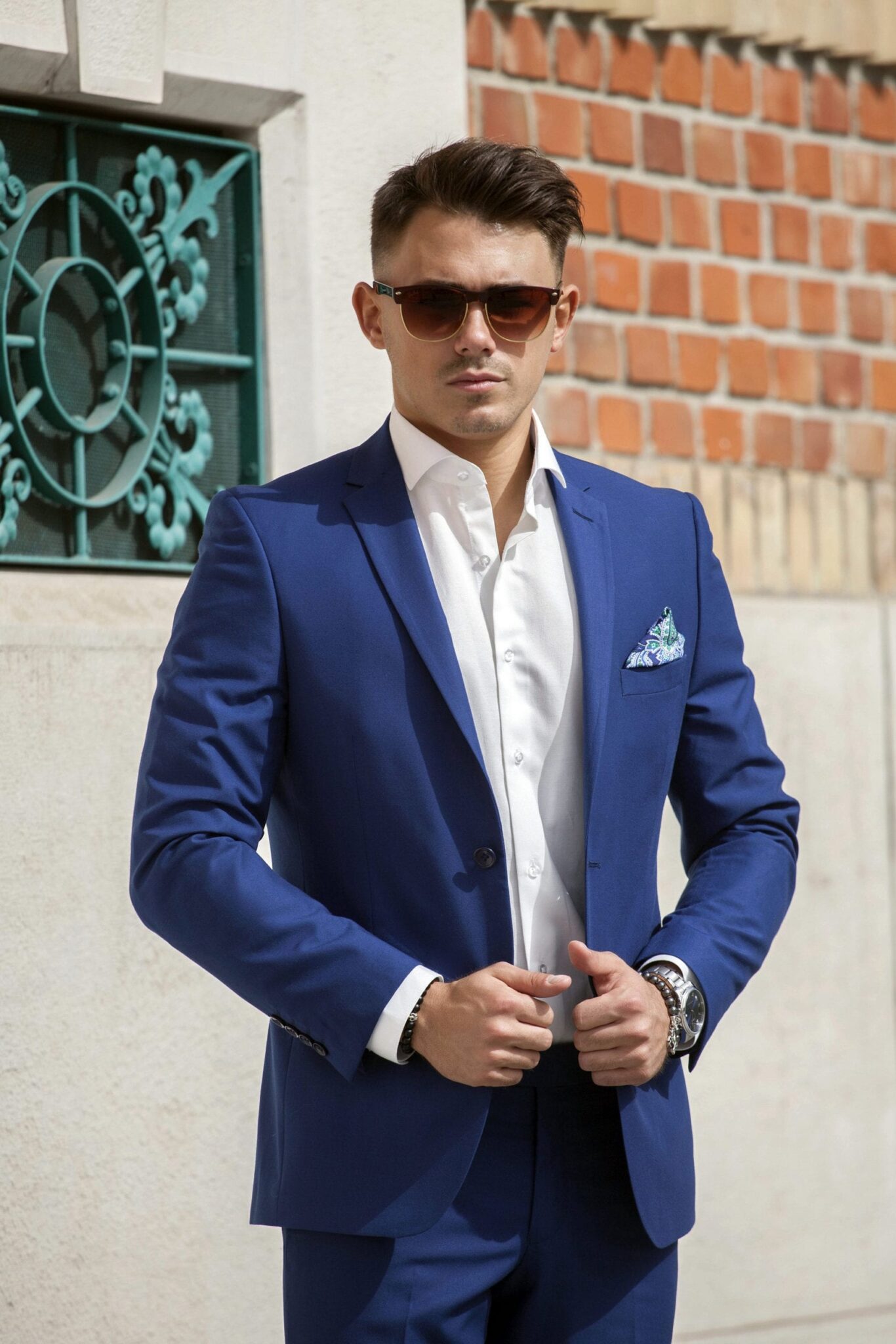 Slim Fit &Ouml;lt&ouml;ny&ouml;k Vil&aacute;ga