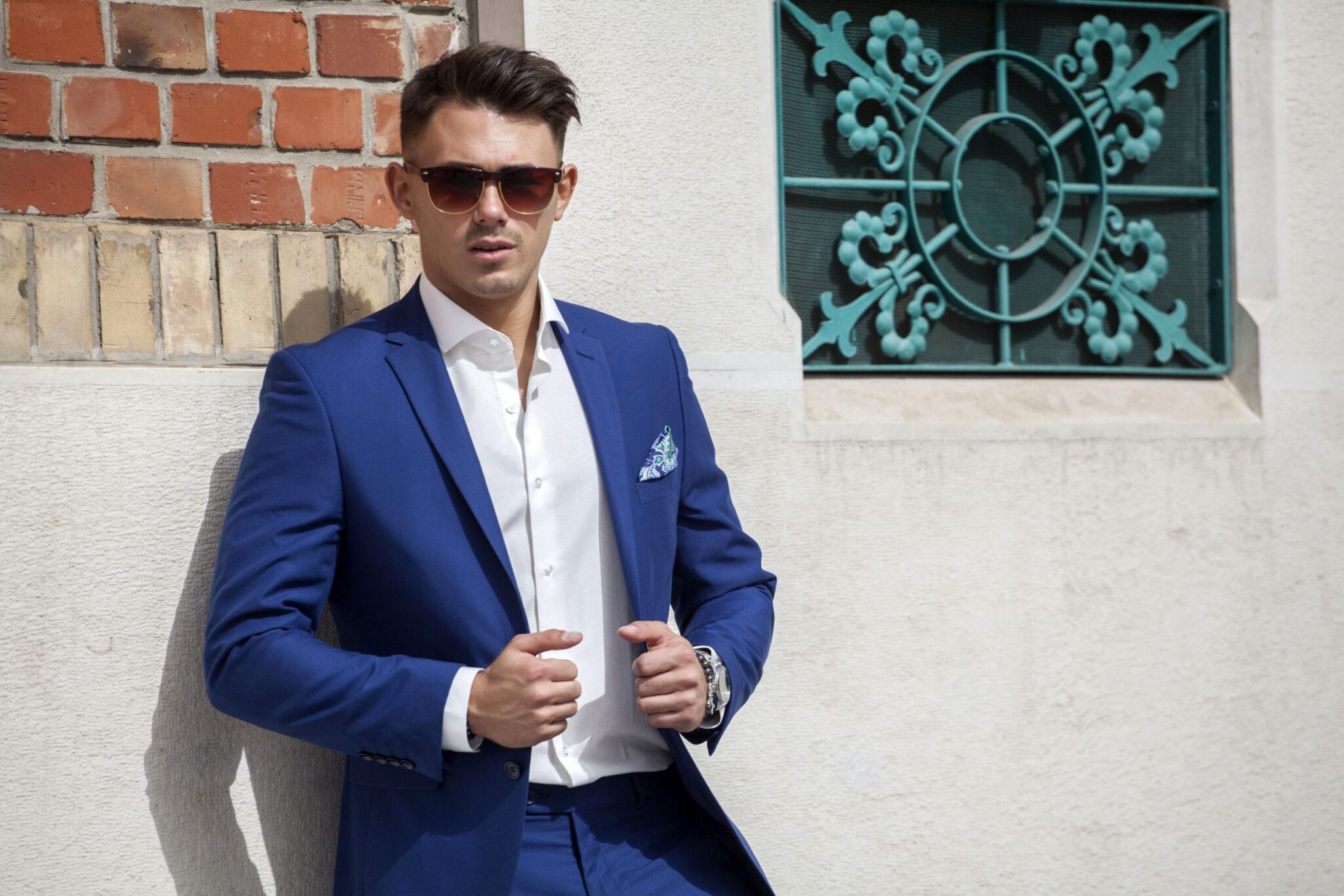 Slim Fit &Ouml;lt&ouml;ny&ouml;k Vil&aacute;ga