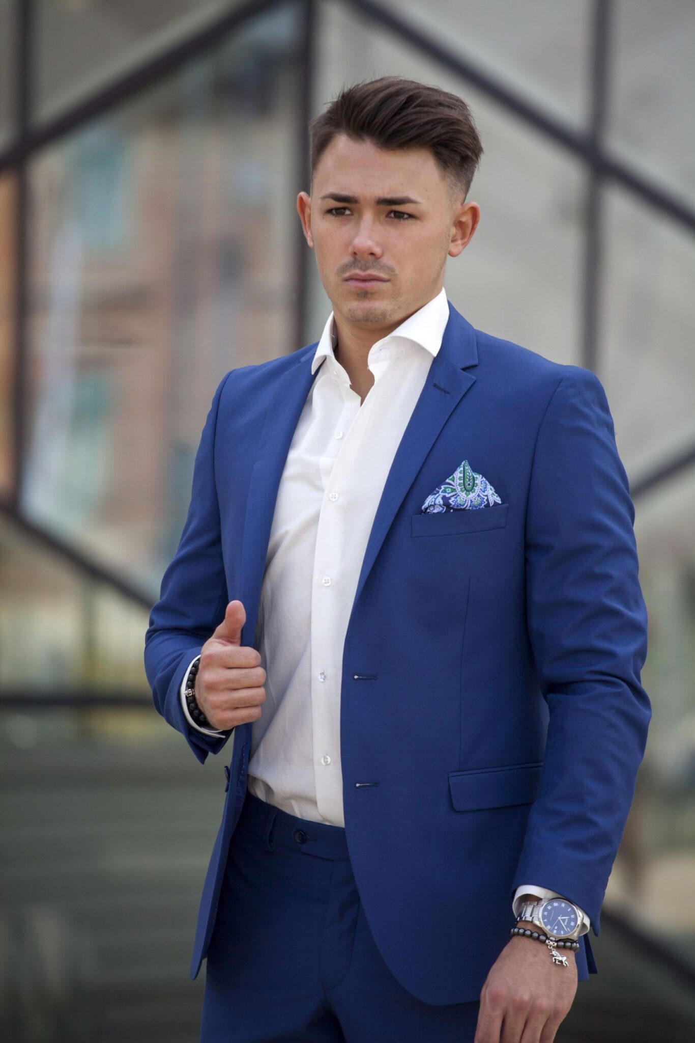 Slim Fit &Ouml;lt&ouml;ny&ouml;k Vil&aacute;ga