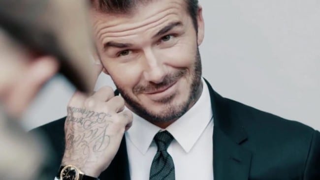 Mindenki ismer valakit, aki...