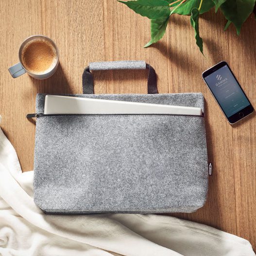 AJ&Aacute;ND&Eacute;K LAPTOP T&Aacute;SKA - KEDVEZM&Eacute;NY + UTALV&Aacute;NY