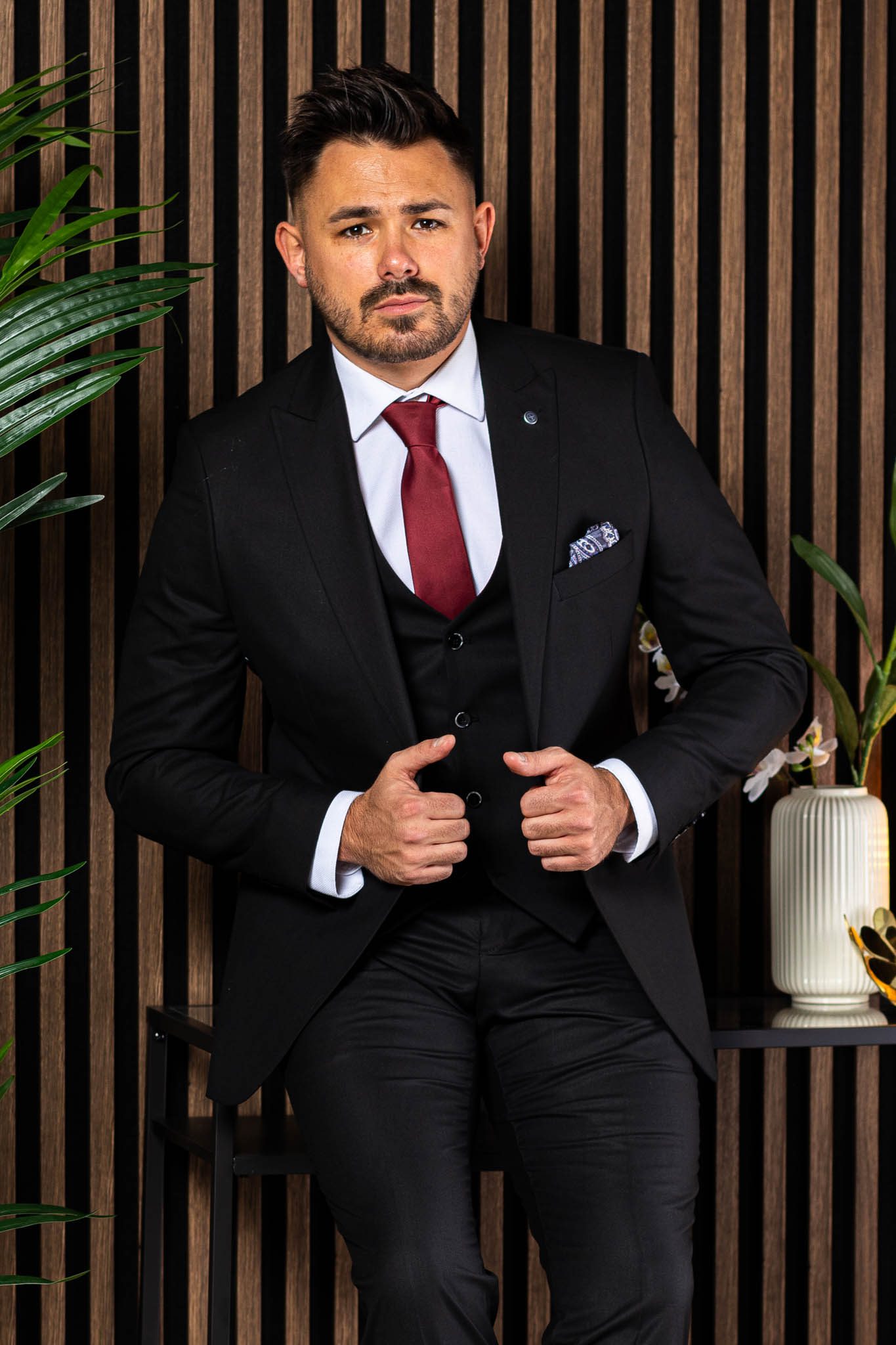 Fekete Háromrészes Slim Öltöny Fekete Háromrészes Slim Öltöny