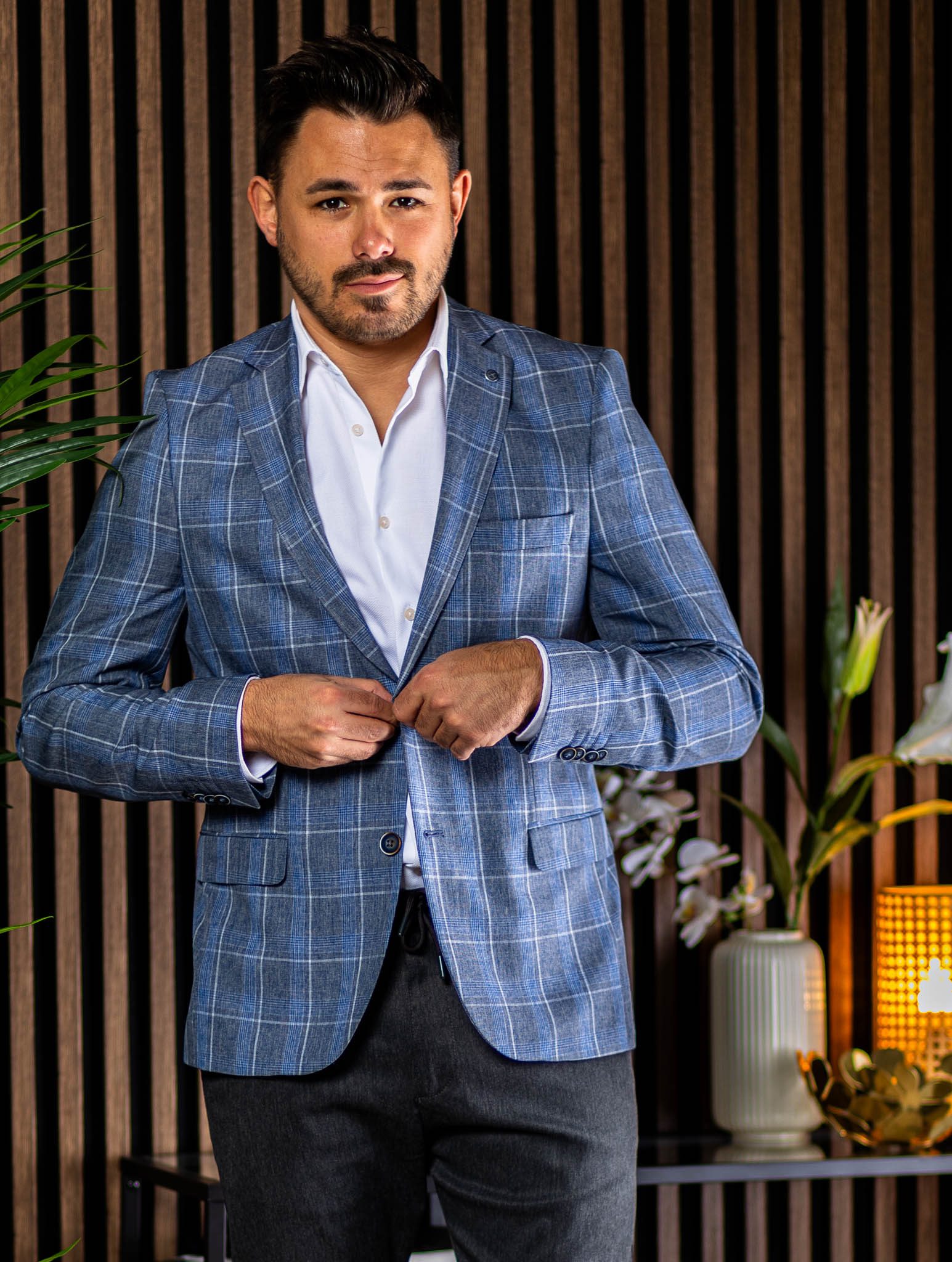 Szürke Kék Fehér Kockás Slim Fit  Sportzakó